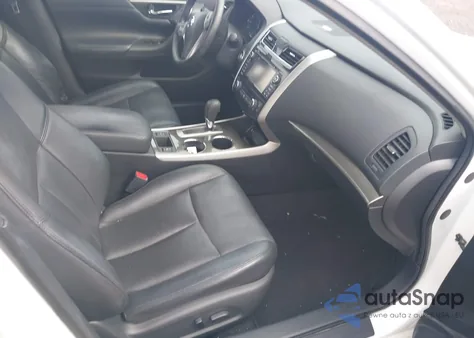 2015 Nissan Altima 2.5/S/Sv/Sl from USA, damaged, VIN 1N4AL3AP8FN400804